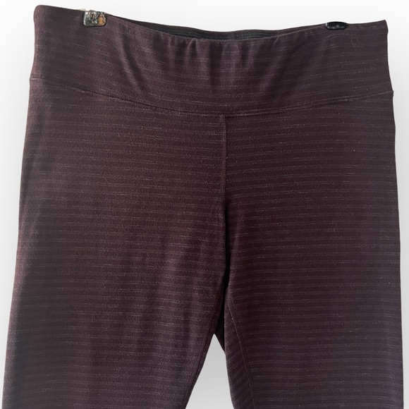 Tna thicker warm winter leggings-plum size L - Picture 2 of 6